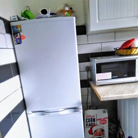 Comfortable Double Bedroom In London Hornchurch Екстер'єр фото